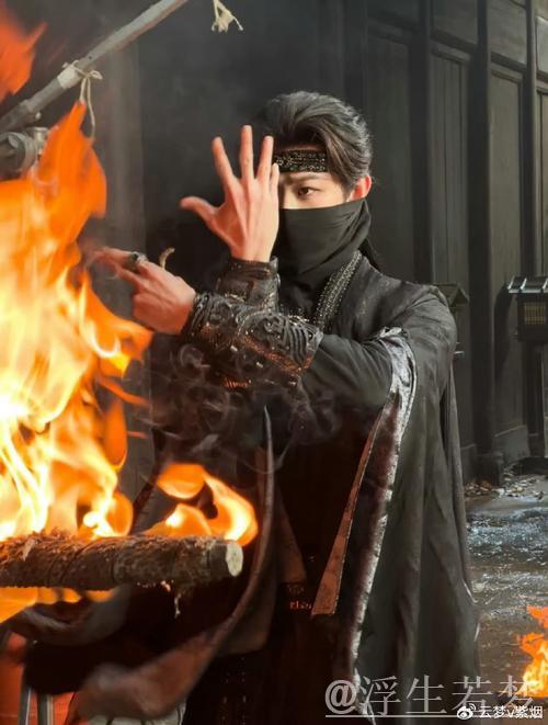 格林妙传助攻 狄龙侧翼三分精准命中 格林妙传助攻 狄龙侧翼三分精准命中